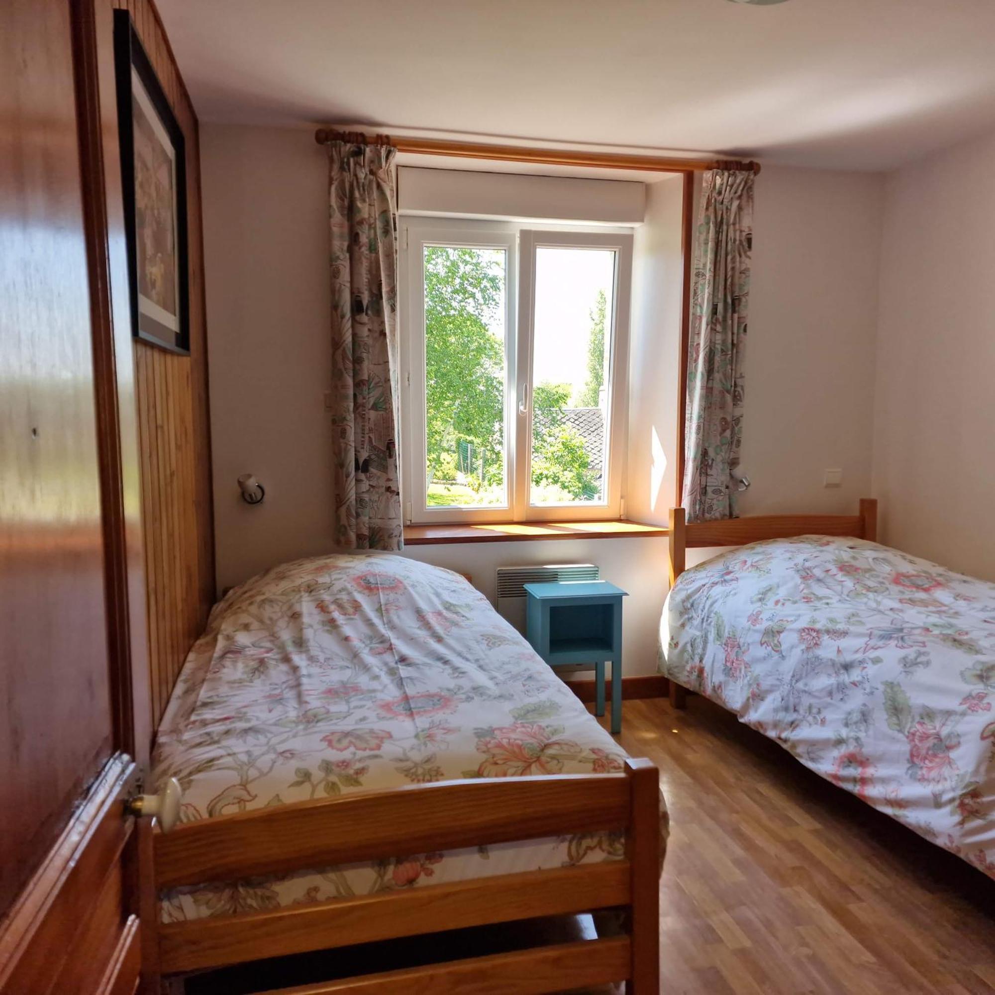 Le Dy En Fleurs Villa Saint-Maurice-en-Cotentin Luaran gambar